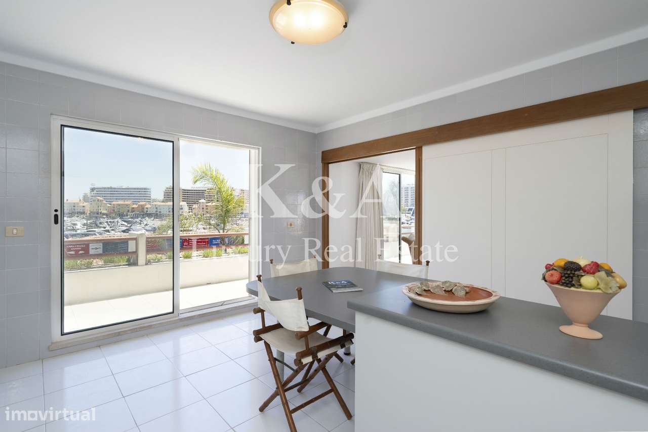 Apartamento T3 na Marina de Vilamoura, Algarve.-11