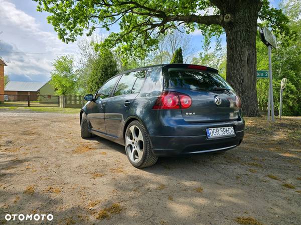 Volkswagen Golf V 1.9 TDI DPF BlueMot Trendline - 15