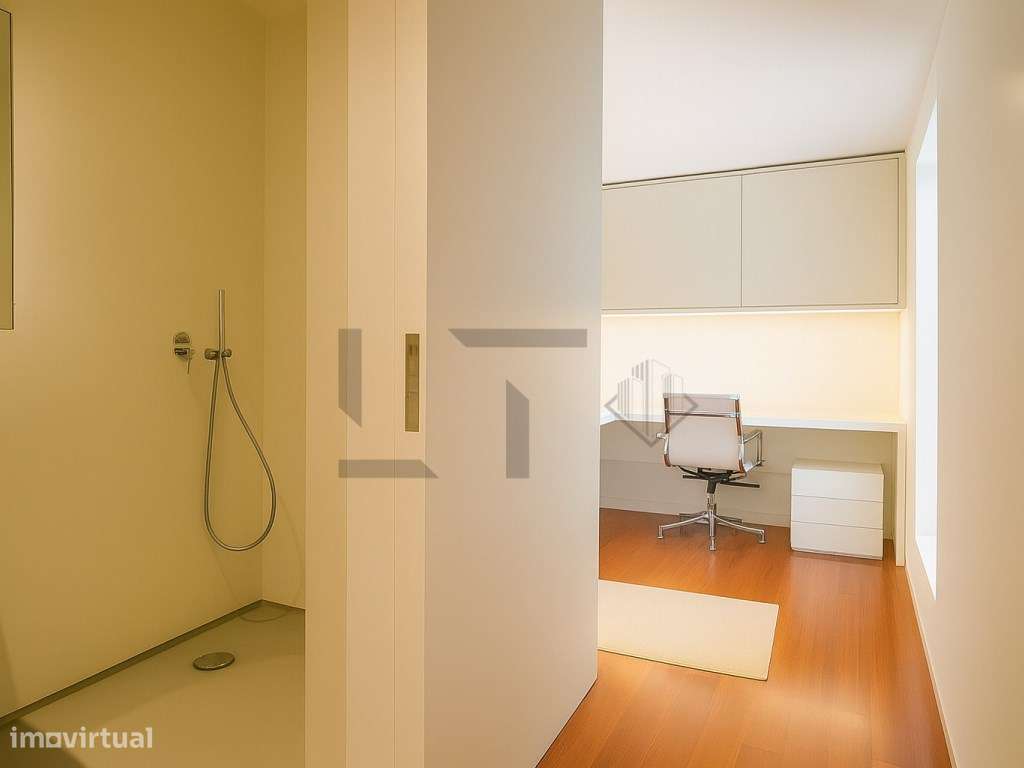 Moradia T4 com Jardim e Piscina Privada para Venda no Paço do Lumia...-23