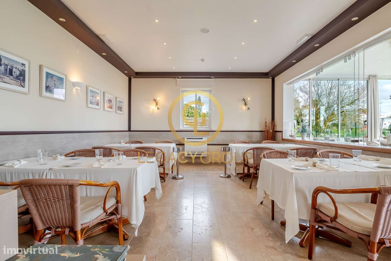 Restaurante Premium com Vista Mar Incomparável no Coração do Barlav... - Grande imagem: 4/16