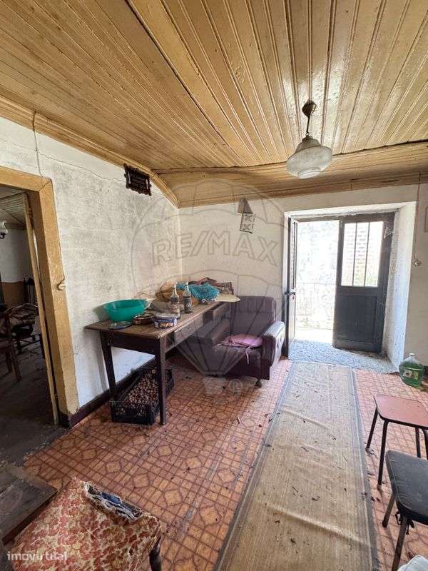 Moradia T3 para venda-8