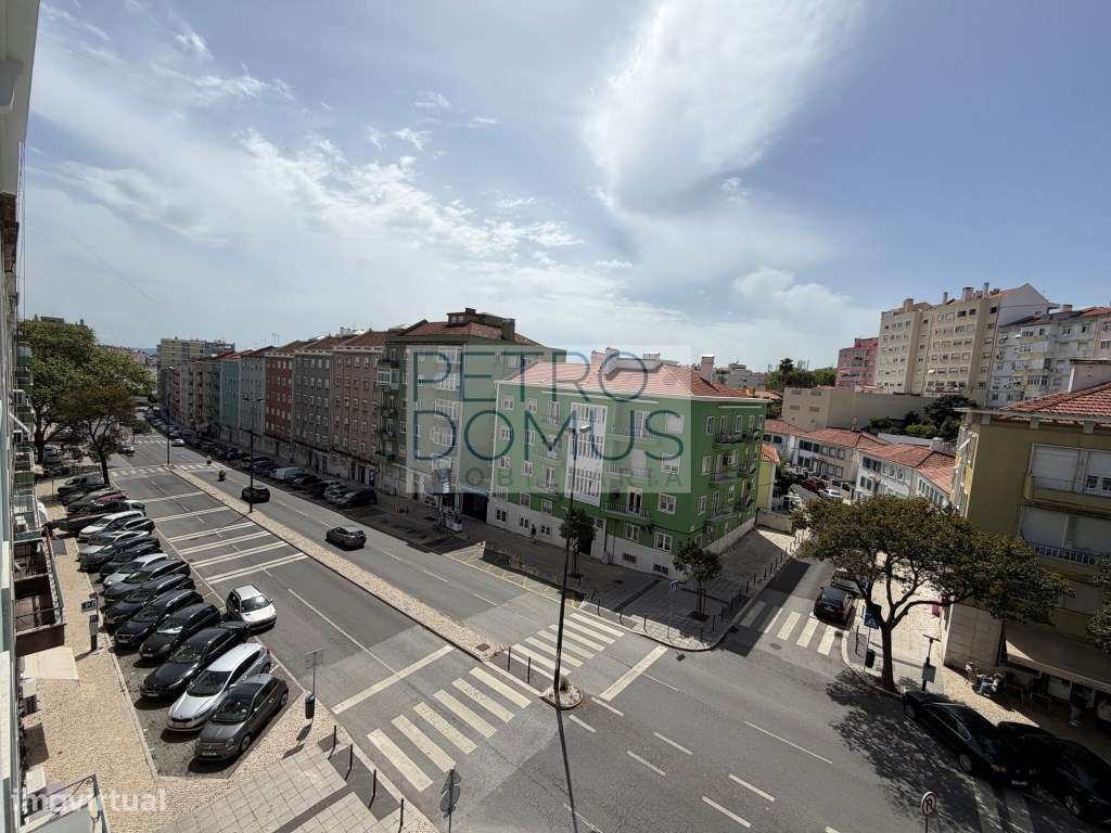 T2 TOTALMENTE REMODELADO EM CONDOMÍNIO COM PISCINA - PENHA DE FRANÇA-31