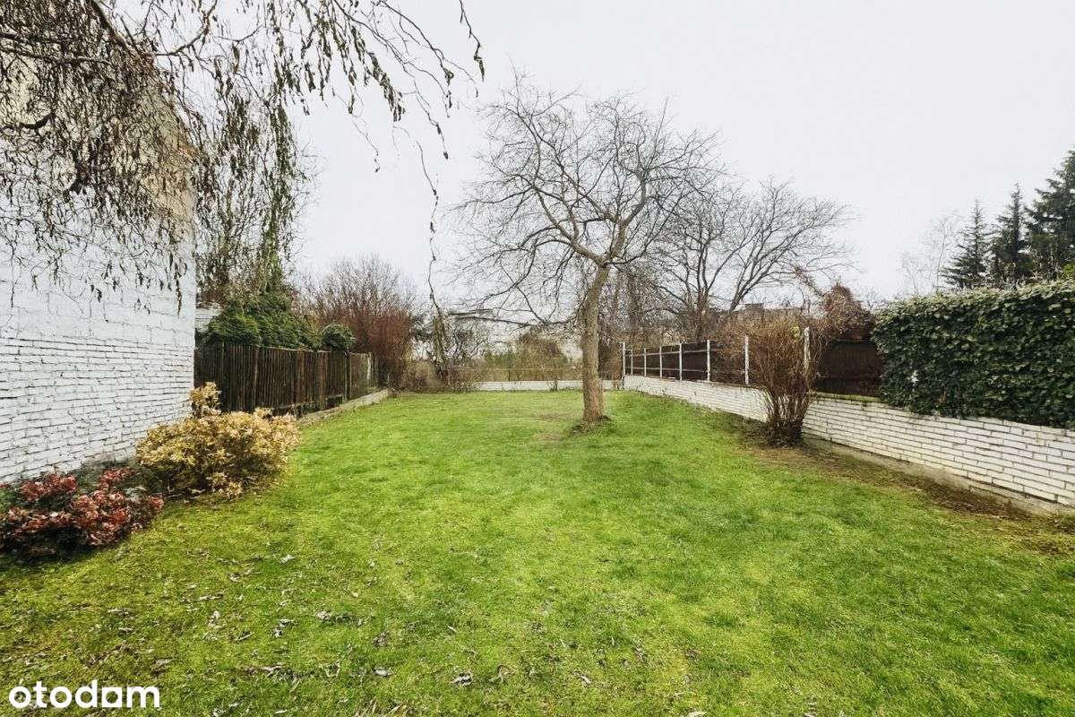 Przestronny dom 332 m² – idealny pod inwestycję-11