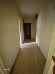 Apartament 2 camere semidecomandate Craiovita 53 mp parter/4 înalt