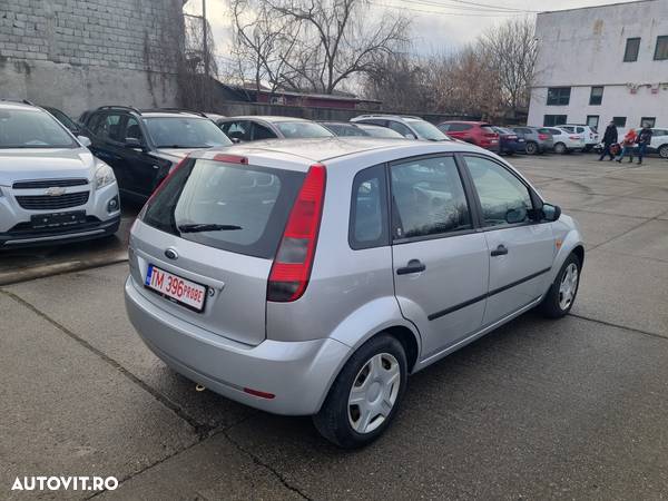 Ford Fiesta - 4