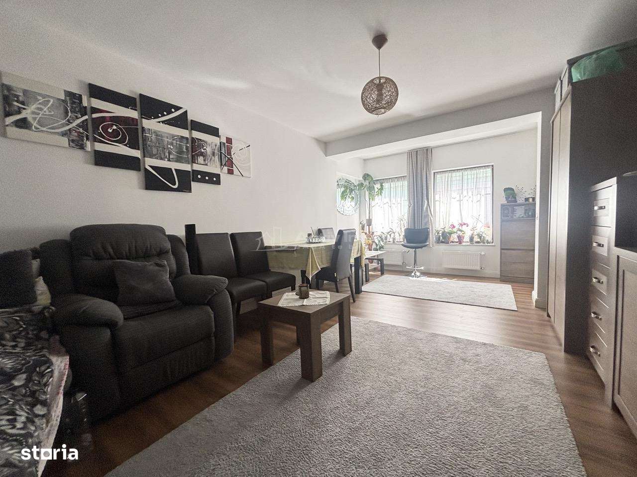 Refugiu urban cu personalitate – Casa cu mansarda si crama amenajata --1