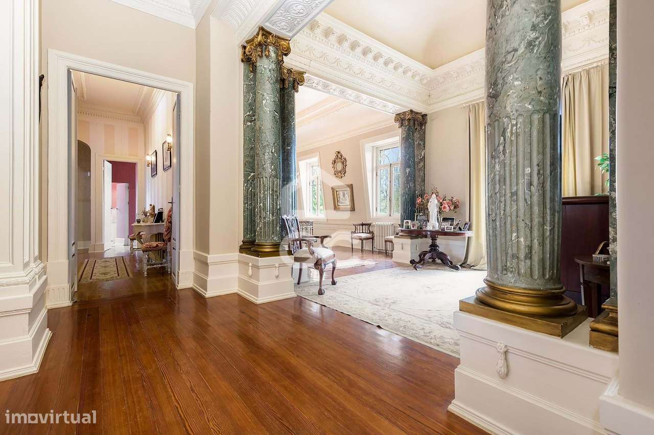 Palacete de inspiração neoclássica francesa com jardim botânico de Jea-27