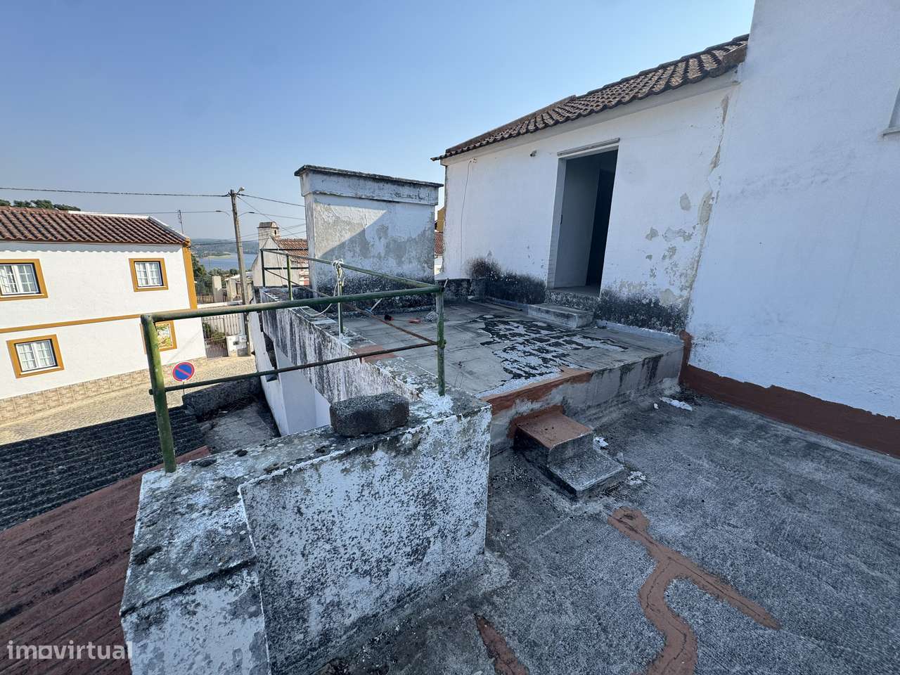 Moradia com Vista para a Barragem de Montargil | Reabilitação-15