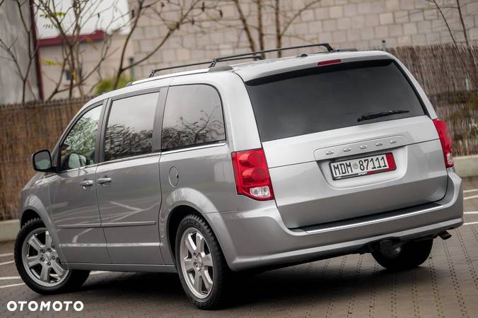 Dodge Grand Caravan 3.6 R/T - 13