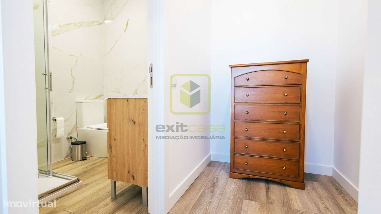 Moradia T4 com vista de mar-7