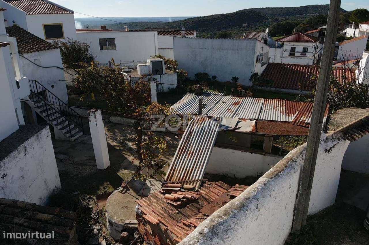 Fantástica Moradia V2, Anexos e Terreno em Santa Magarida, Alte, Lo... - Grande imagem: 2/60