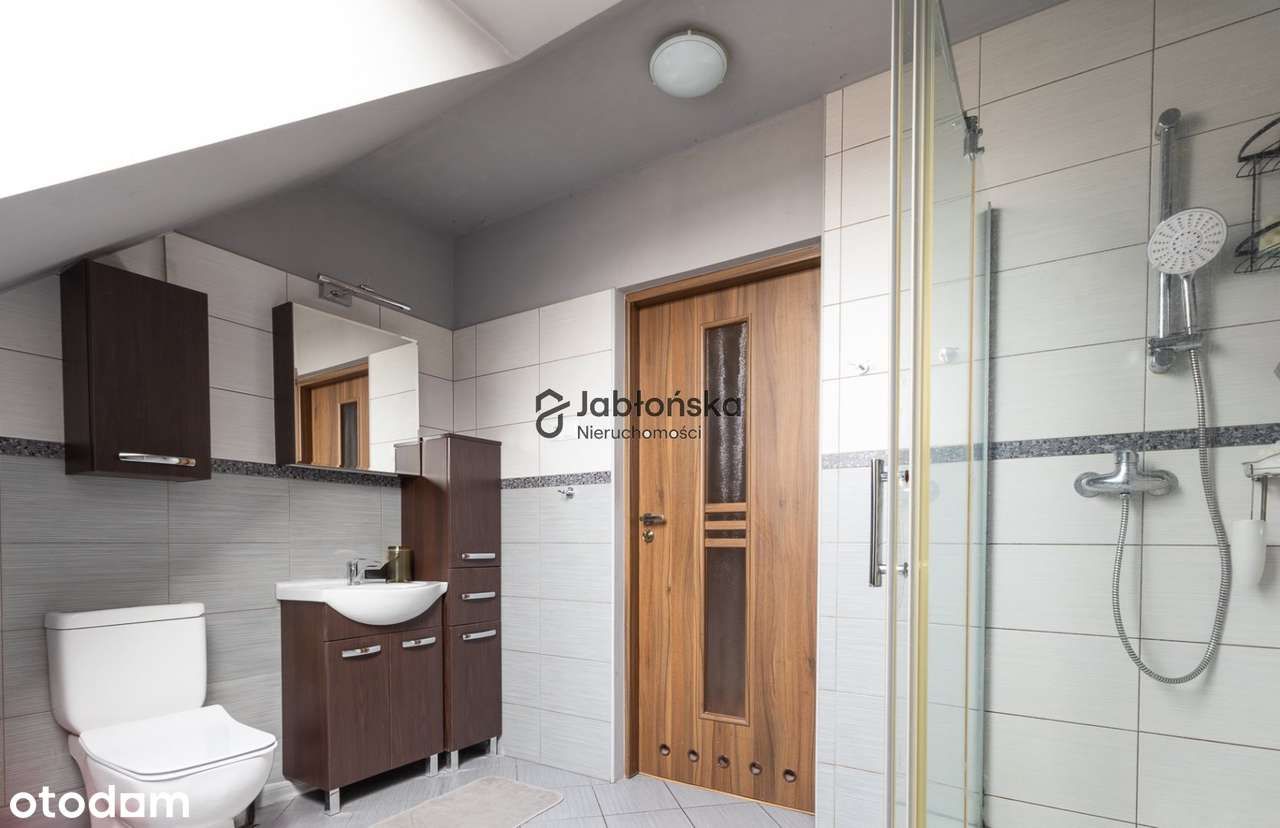 Duży dom dla 2 rodzin z 2010 Roku duży ogród - Pełny obrazek: 4/9