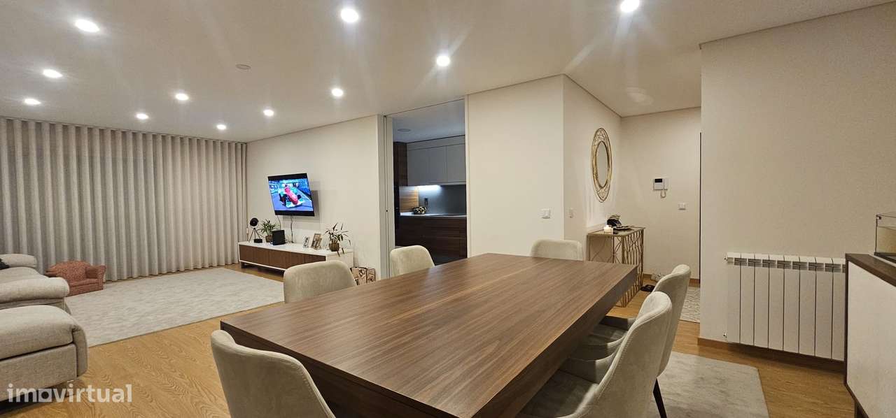 Apartamento Moderno T3 em Cesar-6