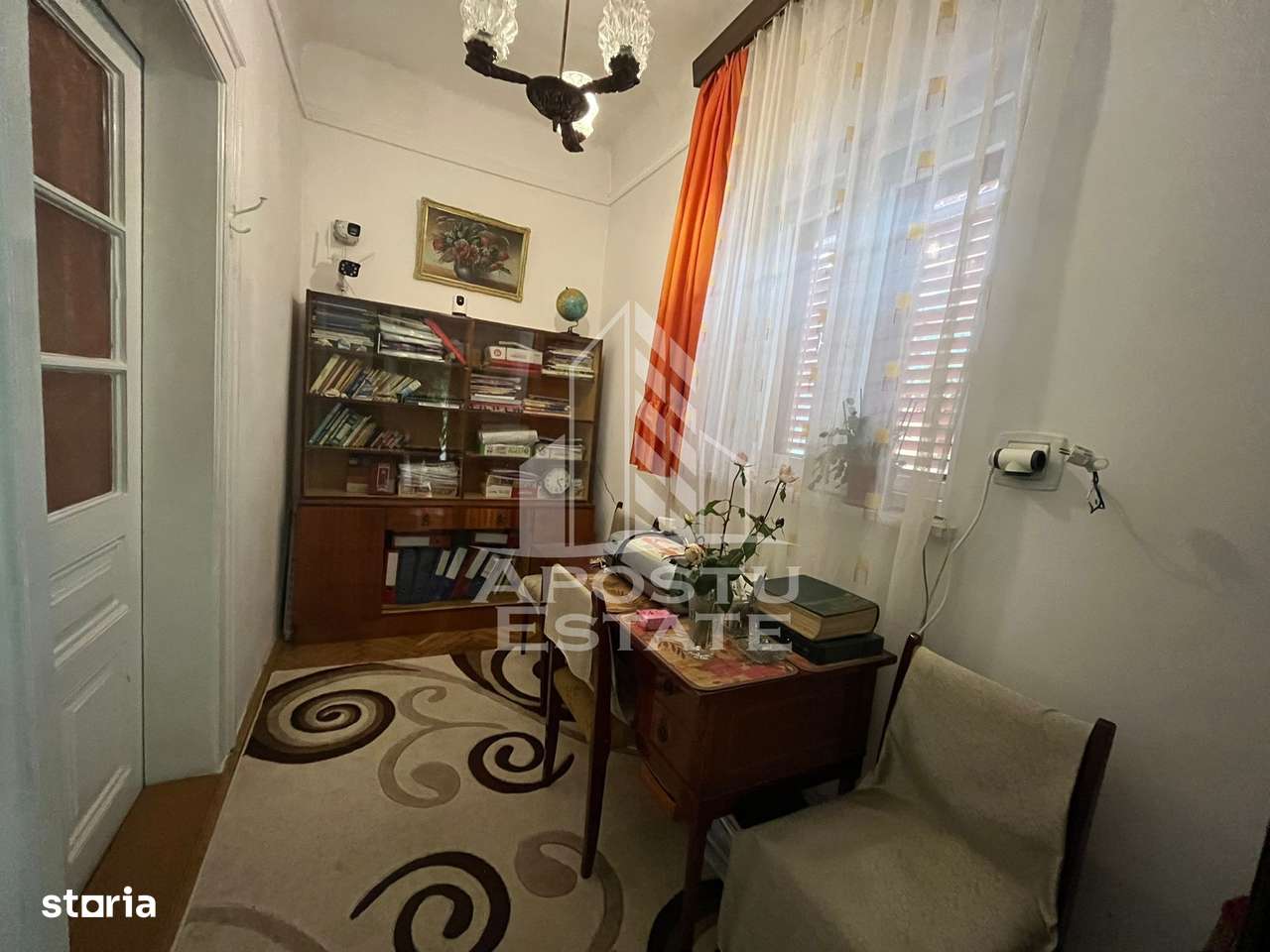 Casa cu 3 camere, curte comuna, posibilitate mansardare, zona Crisan - Imagine principală: 4/8