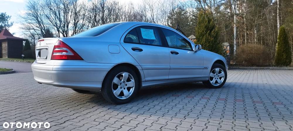 Mercedes-Benz Klasa C 180 Kompressor Classic - 10