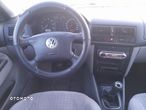 Volkswagen Golf 1.6 Comfortline - 19