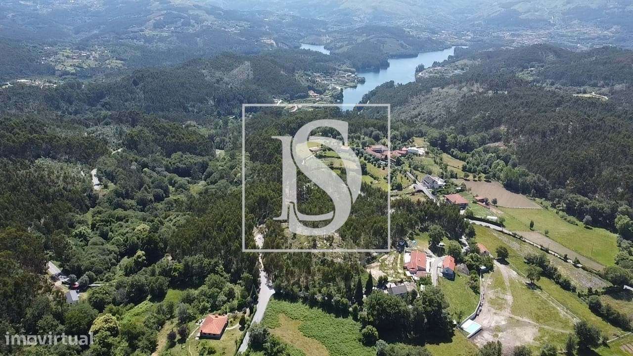 Terreno com Capacidade de Construção-25