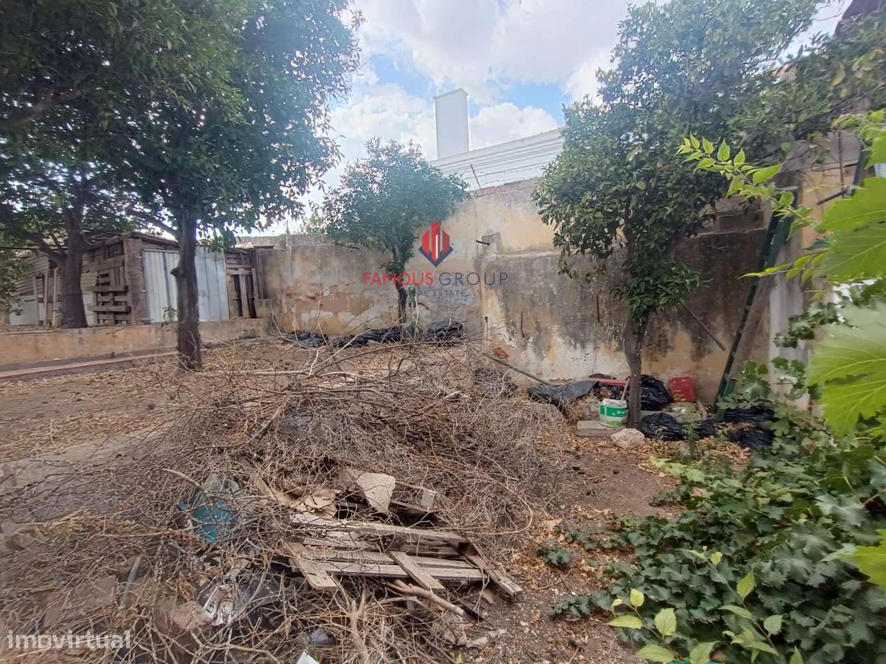 Portimão: Moradia T3 com potencial incrível, Terreno Amplo e...-10