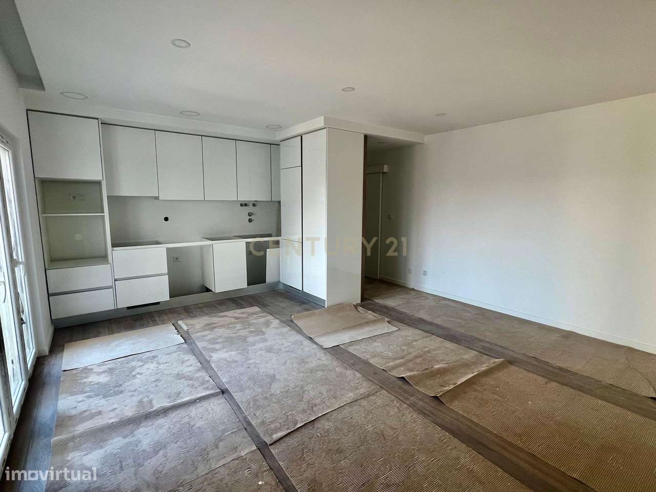 RESERVADO - Excelente Apartamento T2 Novo na Urbanização Quinta das Se-8
