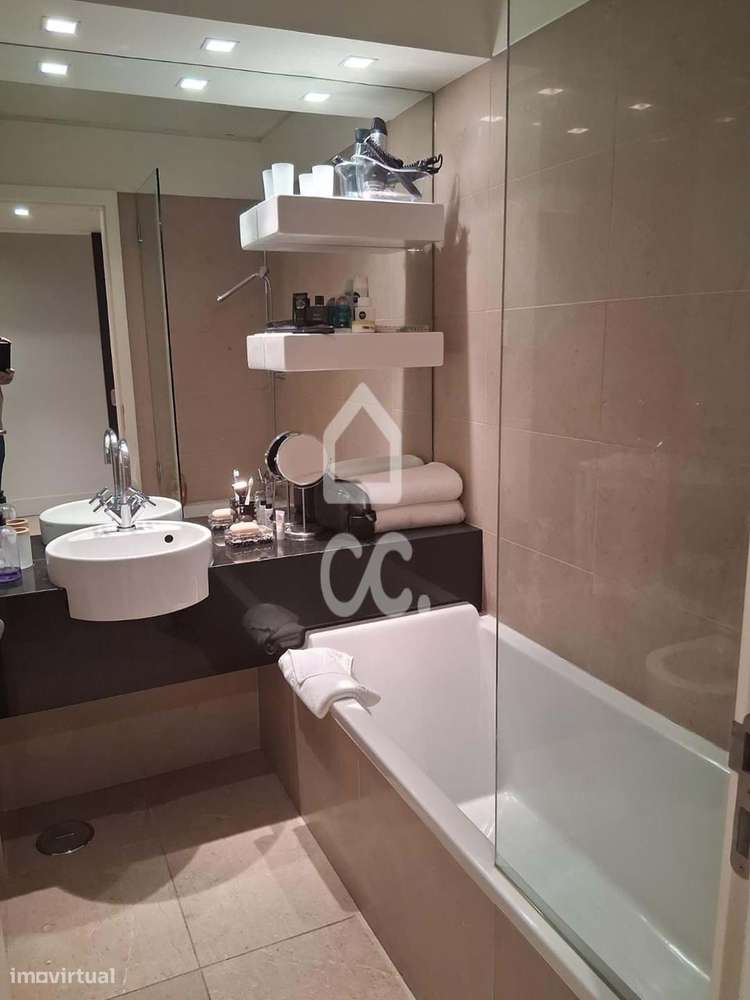 Apartamento T1 com vista para o mar em Troia, situa-se apenas a 2 minu - Grande imagem: 5/8