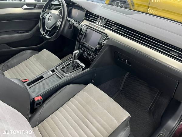 Volkswagen Passat 2.0 BiTDI DSG 4Mot Highline - 9