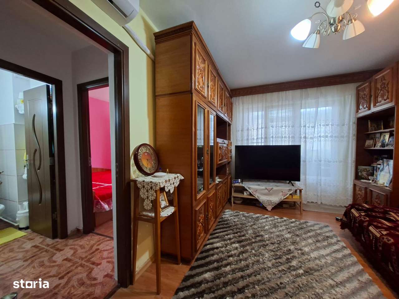 Zona Orizont-3 camere semidecomandat/balcon/mobilat/centrala/etaj 2 - Imagine principală: 4/13