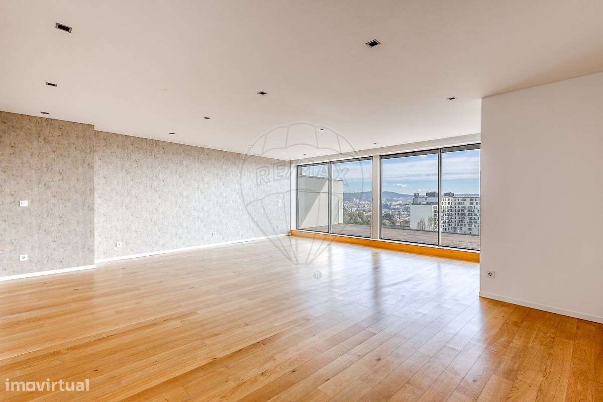 Apartamento T4 para venda-9