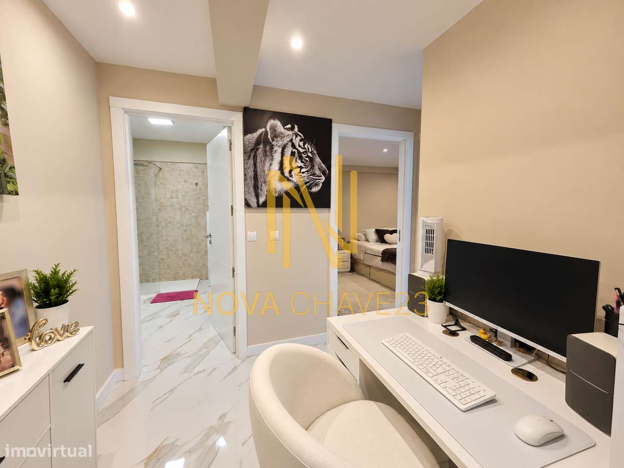 Apartamento T2 Remodelado na Rinchoa – 91 m² | 6.º Andar com Elevador-11