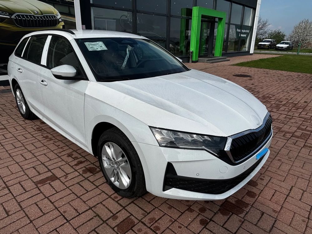 SKODA OCTAVIA Octavia Combi  Essence Drive 1,5 TSI m-HEV 110 kW 7- biegowa DSG