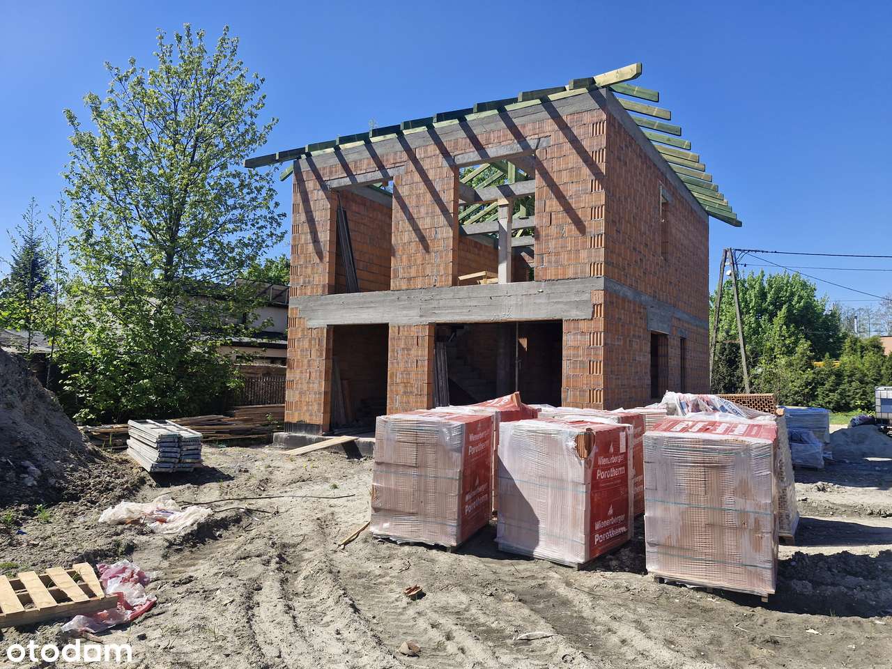 Dom wolnostojący, Piotrowice na dużej działce-2