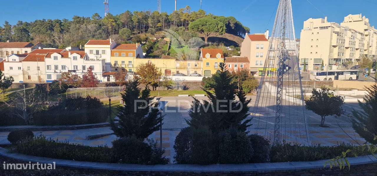 Lote para construção de moradia com piscina - Grande imagem: 3/14