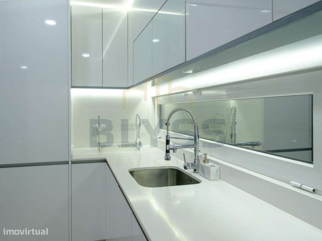 Moradia T4 com Piscina na Aroeira - Charneca da Caparica-13