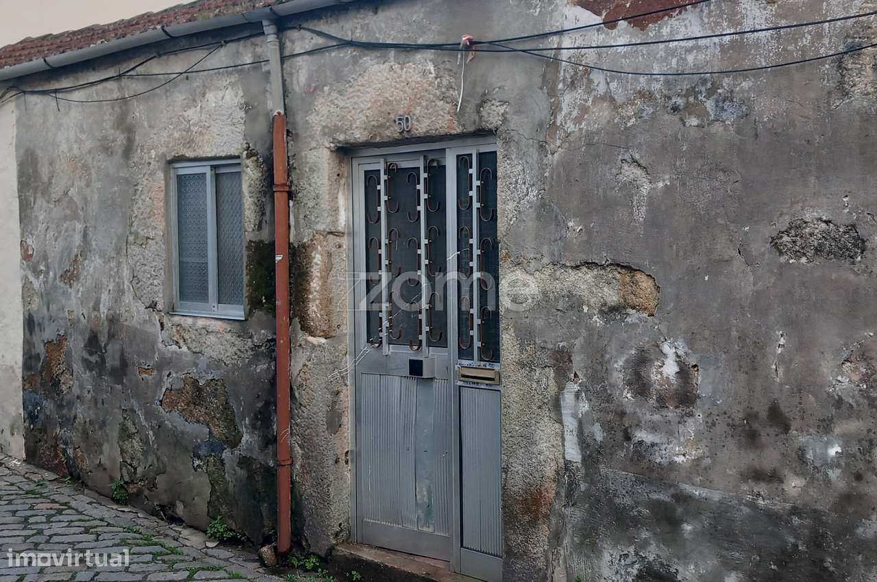 Moradia T2 em lote com 95 m2 de terreno, centro do Porto - Grande imagem: 3/11