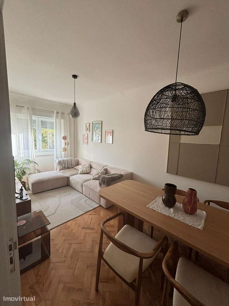 Apartamento T2 totalmente renovado - Grande imagem: 3/10