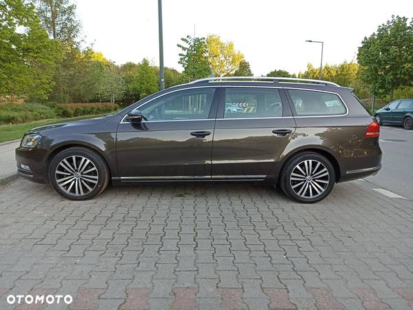 Volkswagen Passat 2.0 TDI Highline DSG - 5