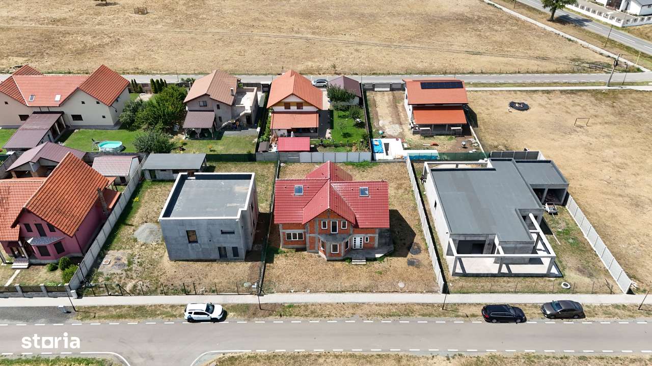 Casă individuală la Roșu - Intabulată-Orțișoara - Imagine principală: 5/8