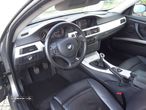 BMW 320 d Intense - 14