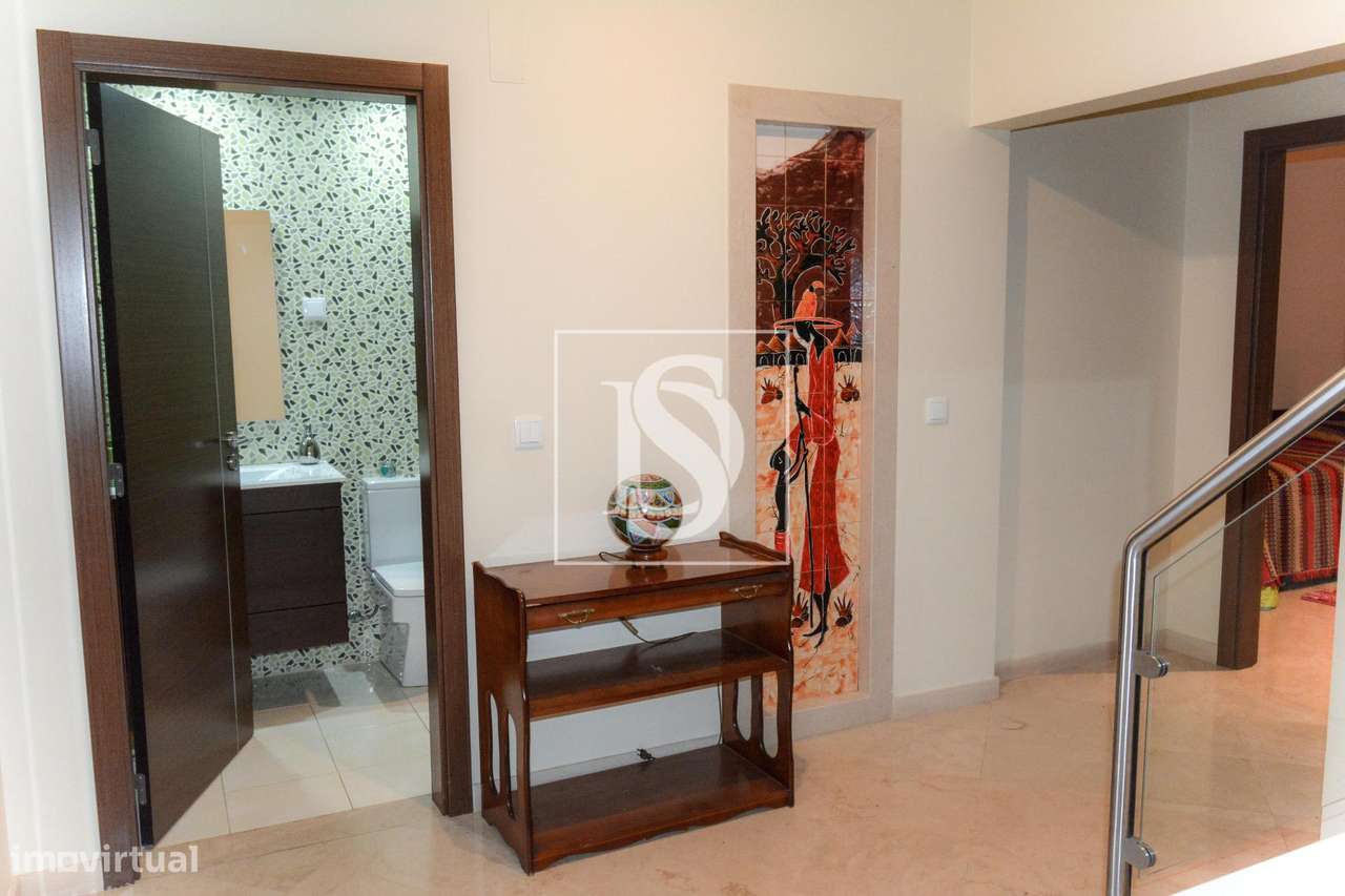 Moradia em Banda T5 Venda em Tomar (São João Baptista) e Santa Maria d-11