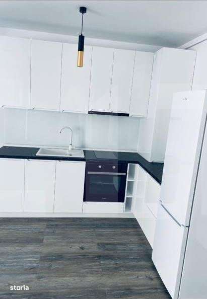 Apartament de 3 camere, 65 mp, terasa de 20 mp si parcare, zona strazi - Imagine principală: 4/6