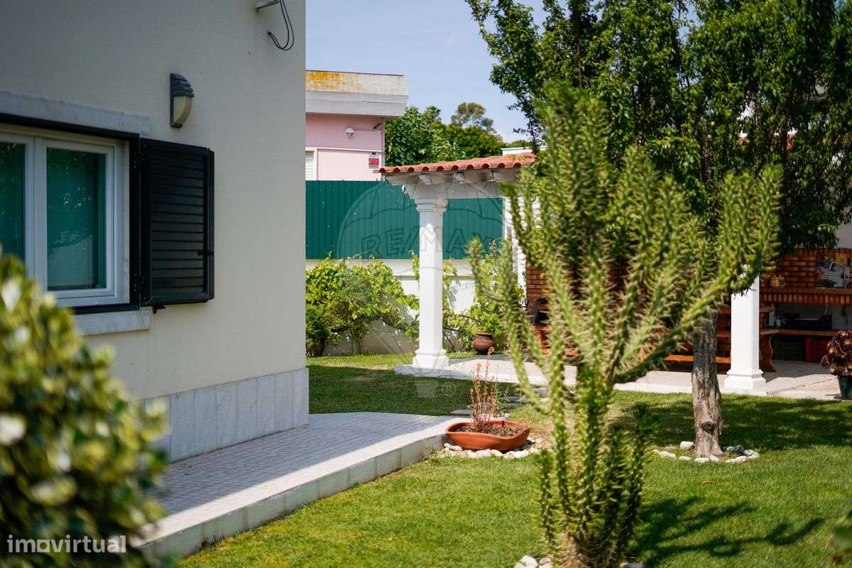 Moradia T5 para venda - Grande imagem: 4/50