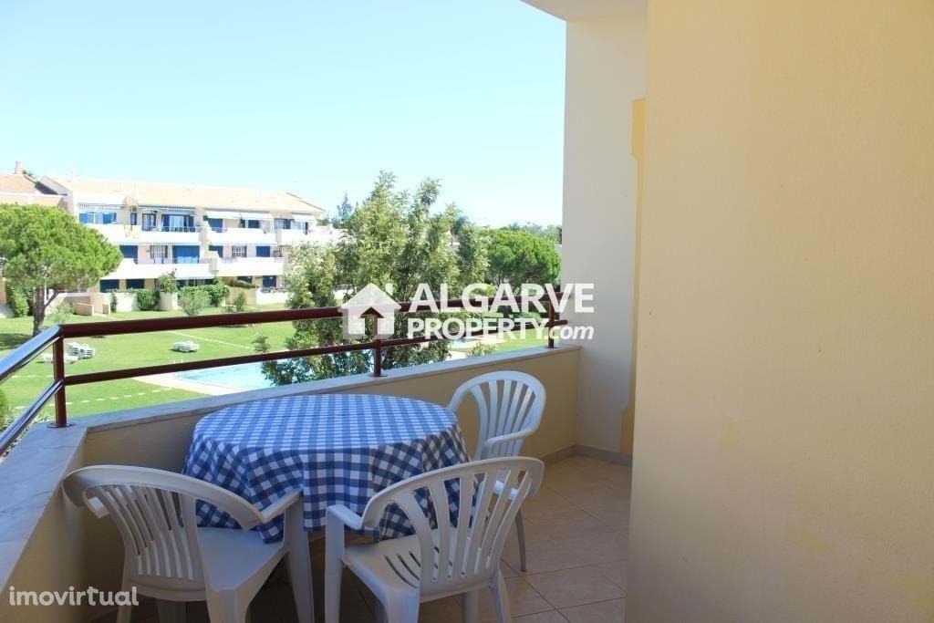 Apartamento T2  junto à Praia da Falésia e à Marina de Vilamoura, Alga