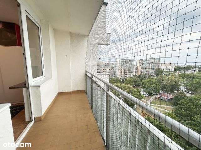 Ciche, z dużym balkonem przy metrze Imielin-0