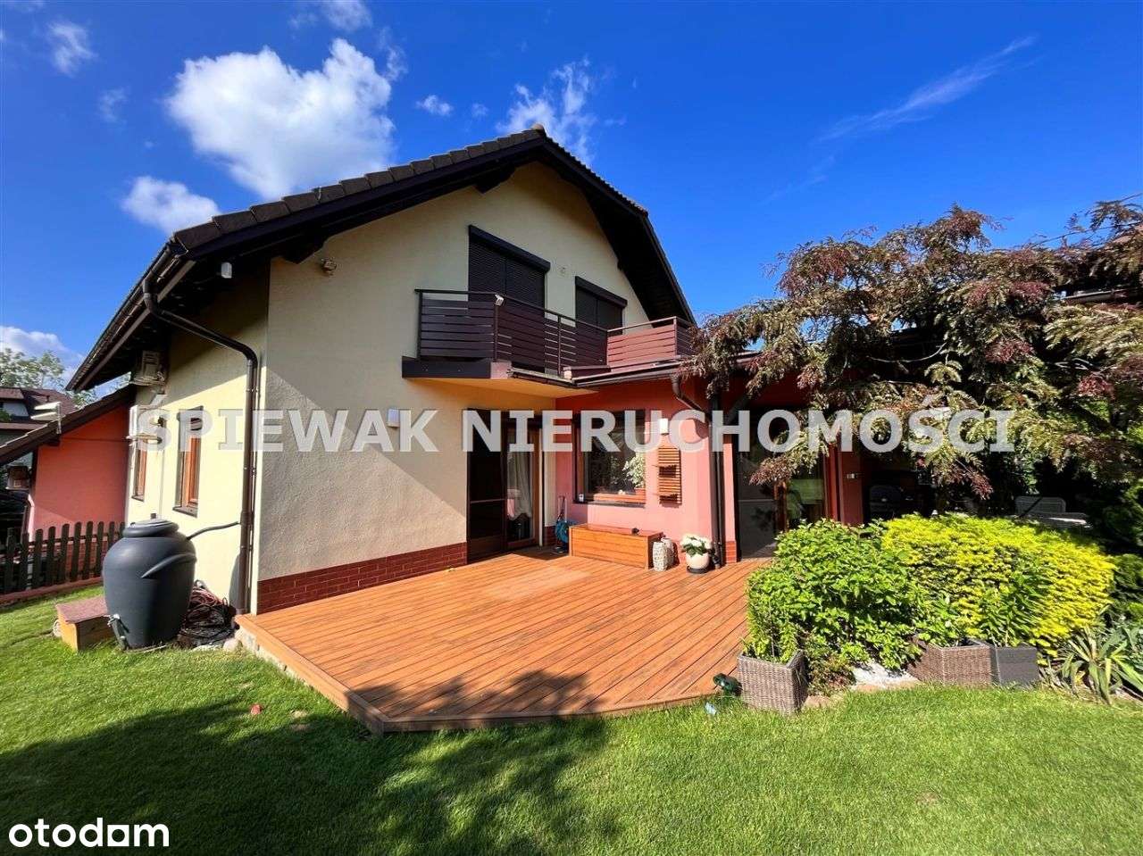 Dom w Jaworzu przy Parku Zdrojowym i tężni-3