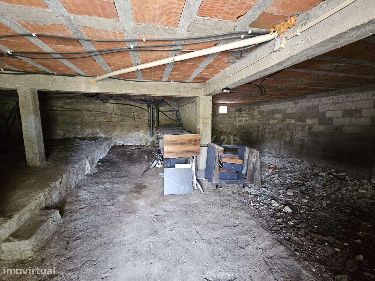 Andar moradia T3 em Viseu com garagem e terreno-8