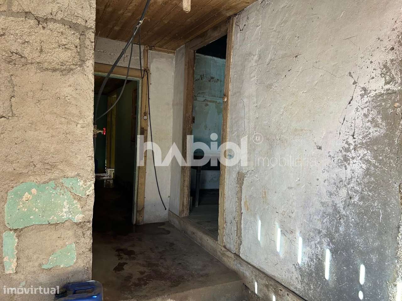 Moradia para restauro e terreno de construção em Fornelos, Barcelos-10