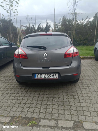 Renault Megane 1.5 dCi Dynamique EDC - 9