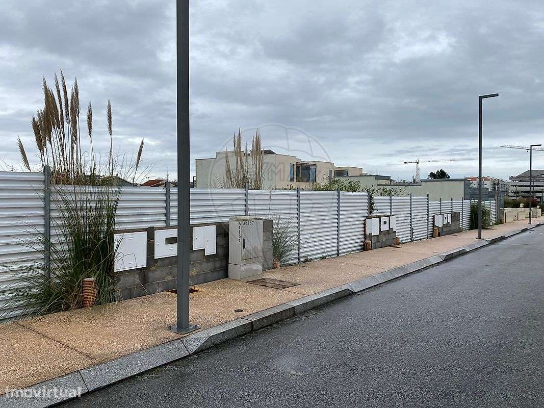 Terreno  para venda - Grande imagem: 2/3