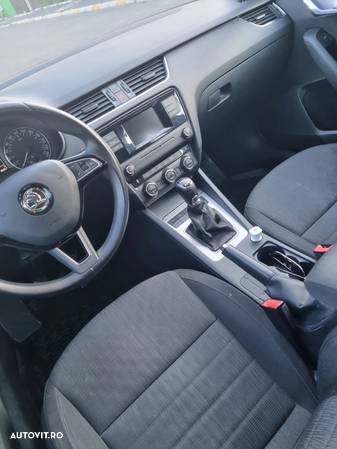 Skoda Octavia 2.0 TDI 4X4 ELEGANCE - 5