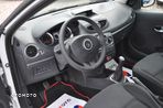 Renault Clio 1.2 16V 75 Dynamique - 17