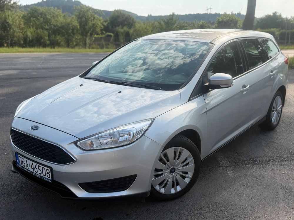 Ford Focus Mk3 (2010-2018) 1.0 EcoBoost 99g Trend 2017